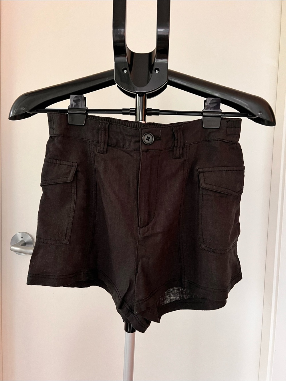 H&M Black Divided Shorts with Elastic Waist
